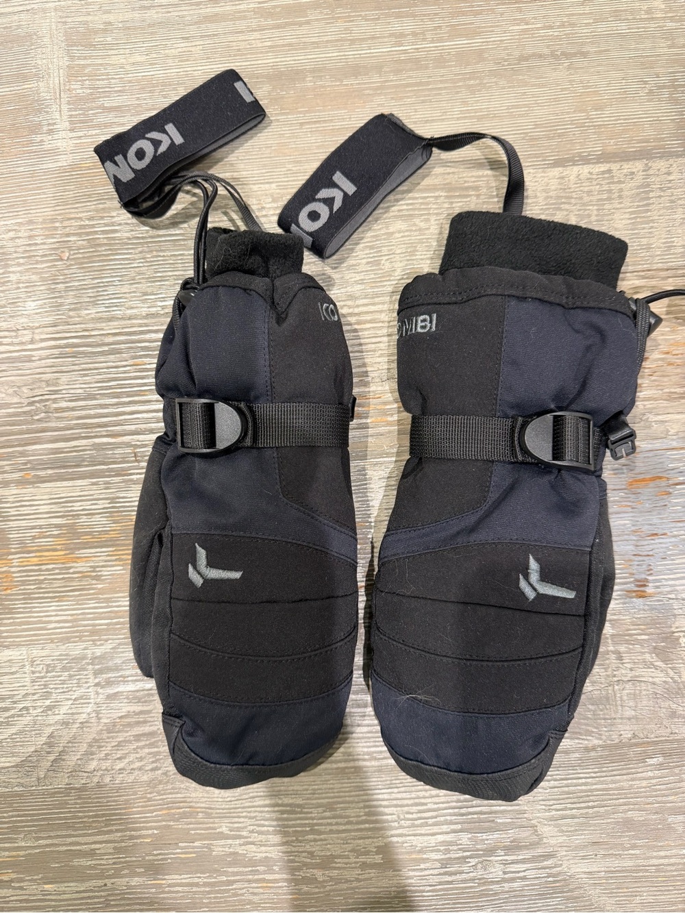 ICON Kids Black Ski Mittens with Wrist Straps